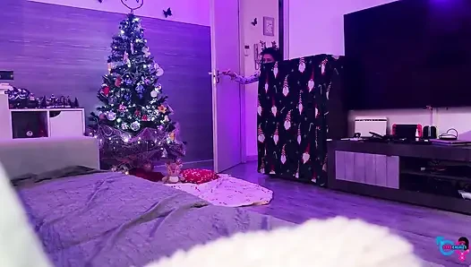 Naughty Girl Masturbates Squirting and Gets Her Ass Fucked Under the Christmas Tree!