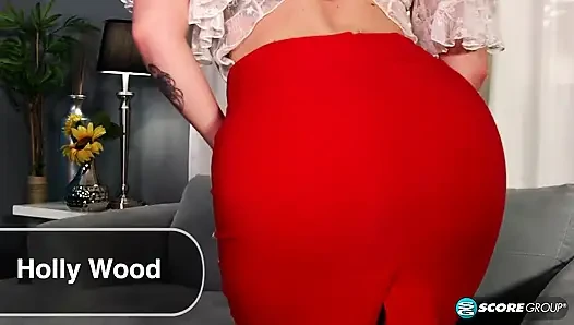 Holly Wood. Superstar.