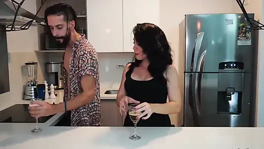 Having Sex with a Venezuelan MILF with a Talent for Porn