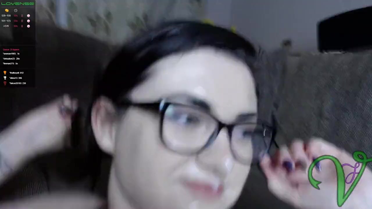 Gorgeous Ms. Vixen - Blowjob and Facial