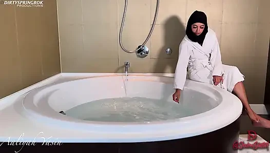 Aaliyah Yasin Orders BBC Room Service
