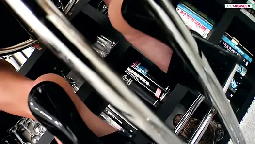 Horny babe gets fucked by two hard cocks to massive cumshots