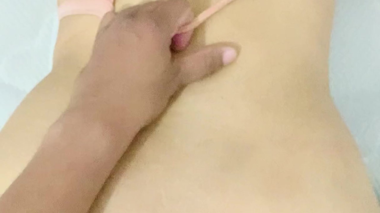 Beautiful Pinay Step daddy fuck pinay cute girl mabilis. mahilig siya sa doggy style sex, sumisigaw