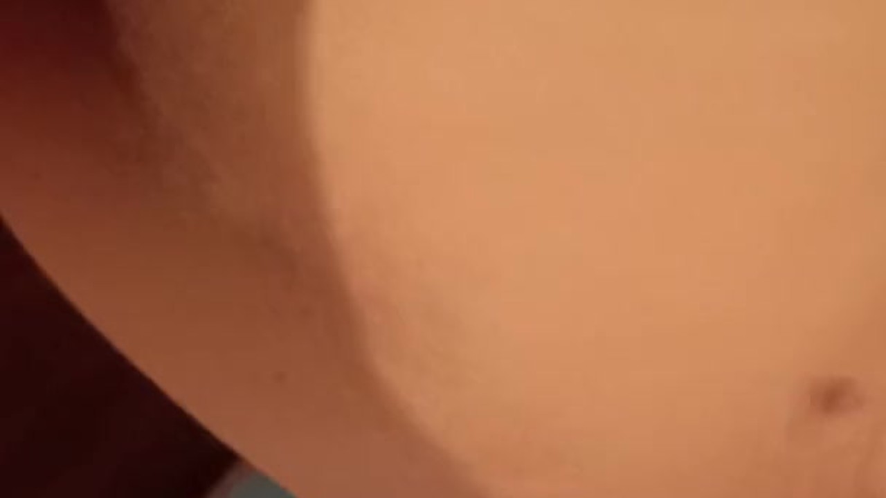 mira como me arreglo para q este macho me monte bien cachondo