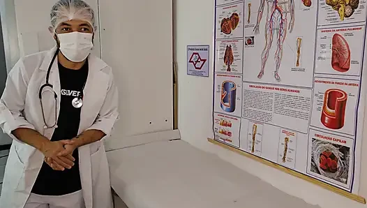 Gynecologist Makes Patient Orgasm During the Exam!