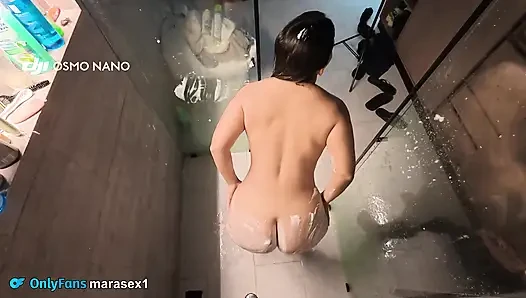 A Beautiful Amateur Couple Shares an Incredibly Powerful Chemistry in the Morning