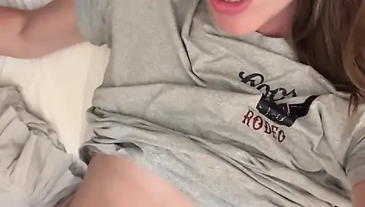 Bedtime Orgasm with My Hitachi