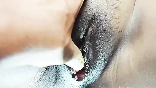 Desi Bhabhi's tight pussy fucking fun came