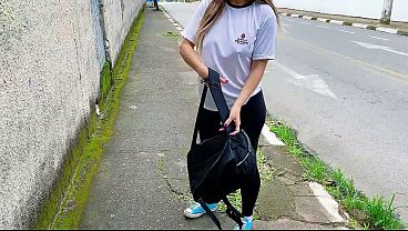 What a disgrace at the Paulista school! Student and teacher in the car.