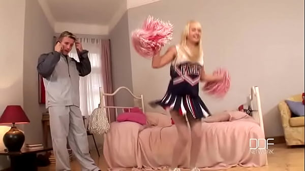 Amelie's glorious cheerleader day!