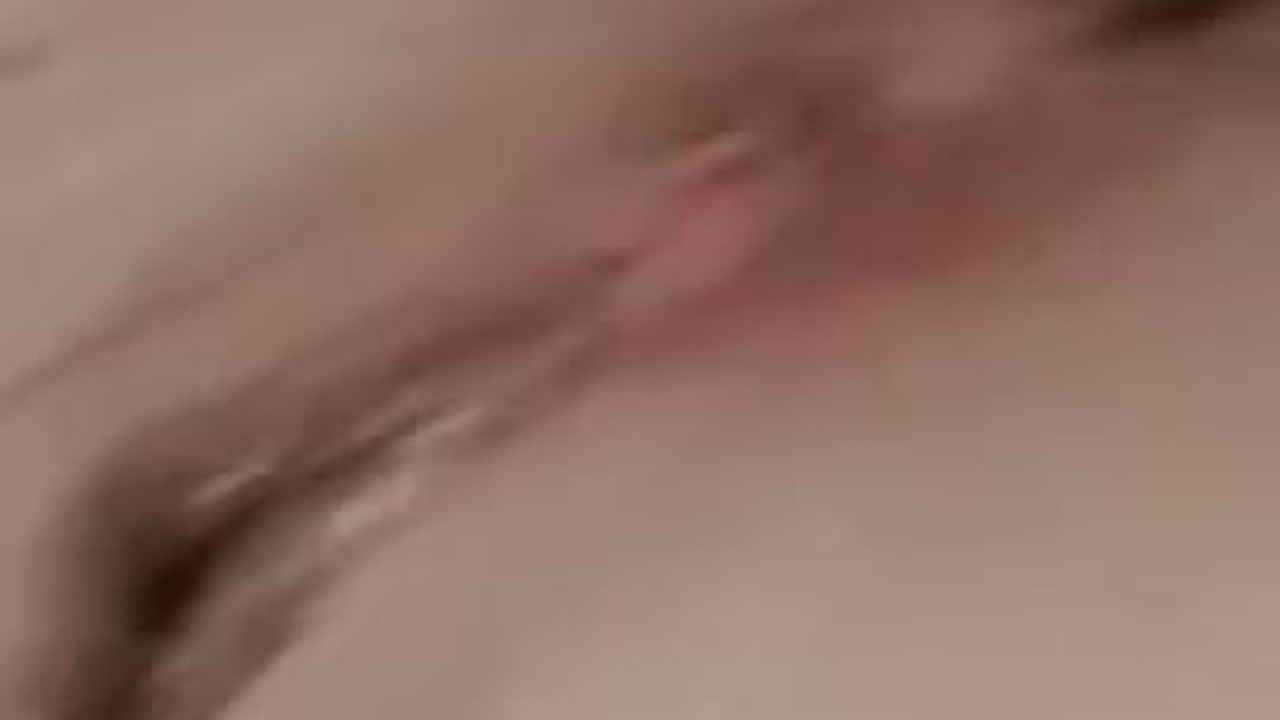 FOR THE GIRLS - WANNA SNEAKY TEASE ? :P