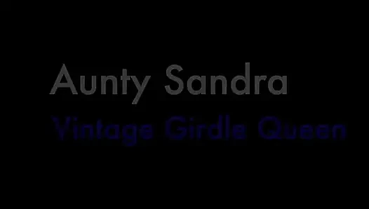 Aunty Sandra in Her Rago Girdle Vgq 63