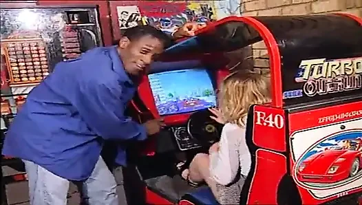 English Essex Slut Donna Gets Interracial