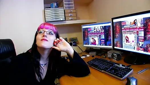 computer freak gets analized!!!