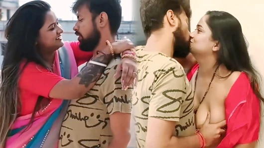 Papa ke bahar jaate hi sauteli maa ko chod diya