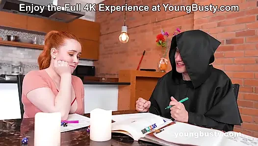Geeks Love Dungeons&Dragons but Lexa just wants to Fuck at YoungBusty