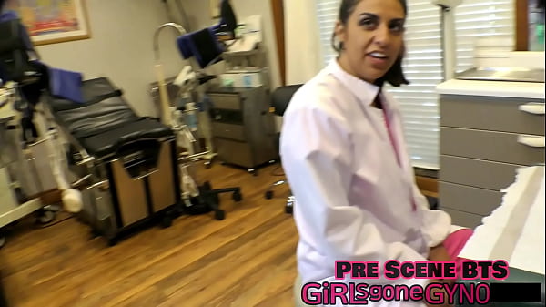 The Perverted Podiatrist - Aria Nicole