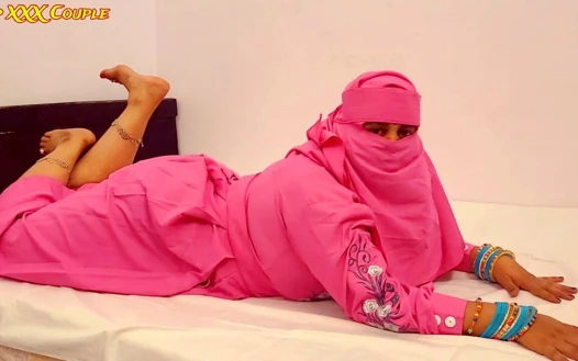 Indian Muslim Bhabhi