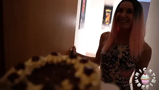 OMG, I just turned 18!! (Mobile phone find)