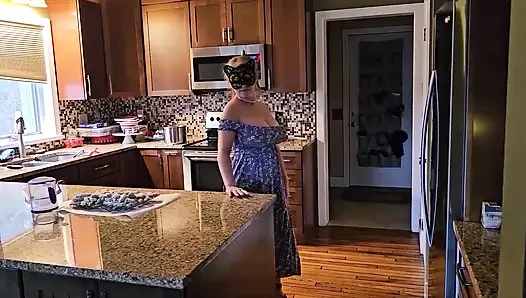 REAL Milf has HUGE BOOBS and Loves to show them to Everybody
