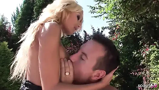 Blonde Big Titted MILF Sabrina Rose Gets Anal Fucked by a Guy in a Villa During Their First Meeting
