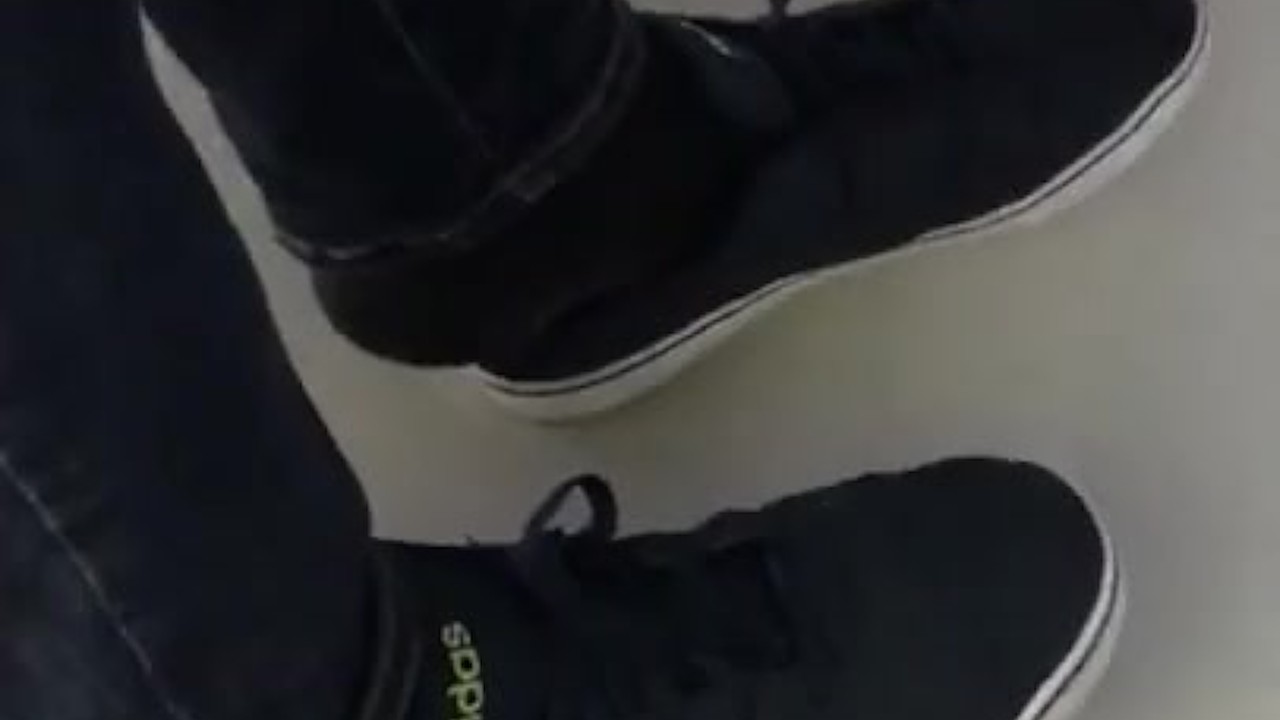 Shoeplay Video 008: Adidas Shoeplay At Work 3