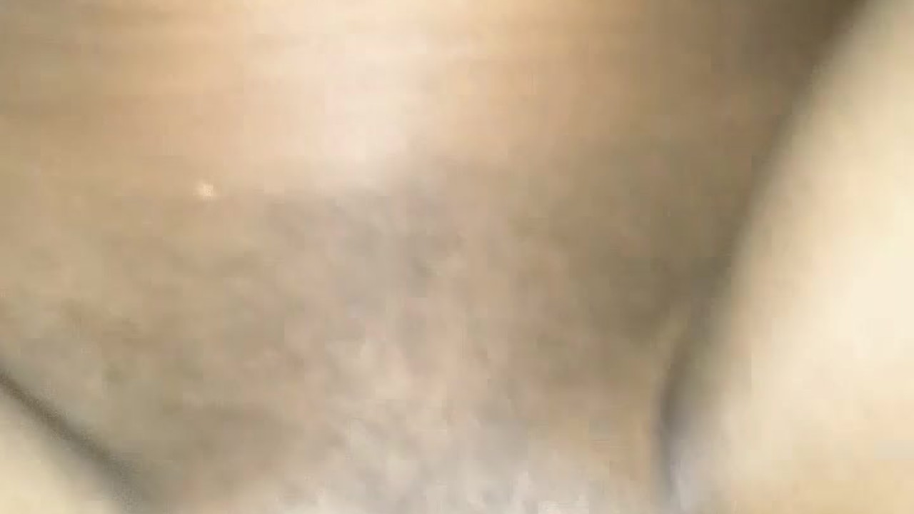 REAL SQUIRT ON THE FLOOR THOT APARTMENT