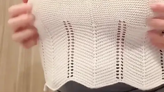 I Play with My Butt While Wetting My Skirt