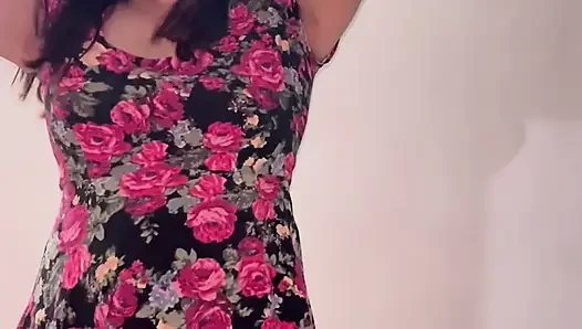 Hot desi bhabhi nude fingering horny