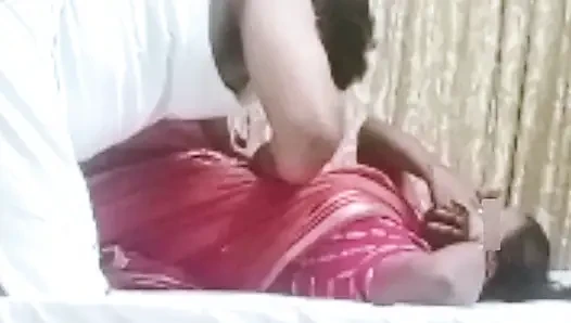 Desi Tamil BBW Wife Latha Pays Debt with Big Boobs Squeeze Lip Kiss & Navel Lick by Financier! Indianhotwifex