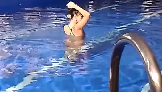 From the Pool to the Tail