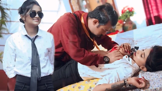 Property Dealer ne madam ko patak ke choda