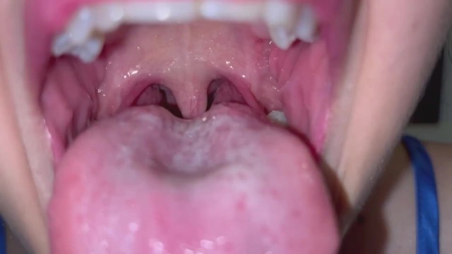 Giantess Pierina Goddess eats gummies (mouth fetish and uvula)
