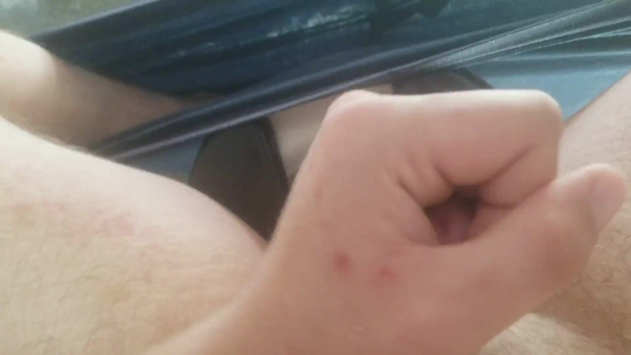 Jerking off in a very public bathroom (almost caught)