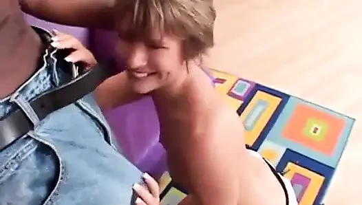 White dicksucker chick slurps her black lollipop then gets ass banged for facial