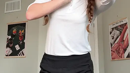 Golfer Girl Gives You a Sexy JOI