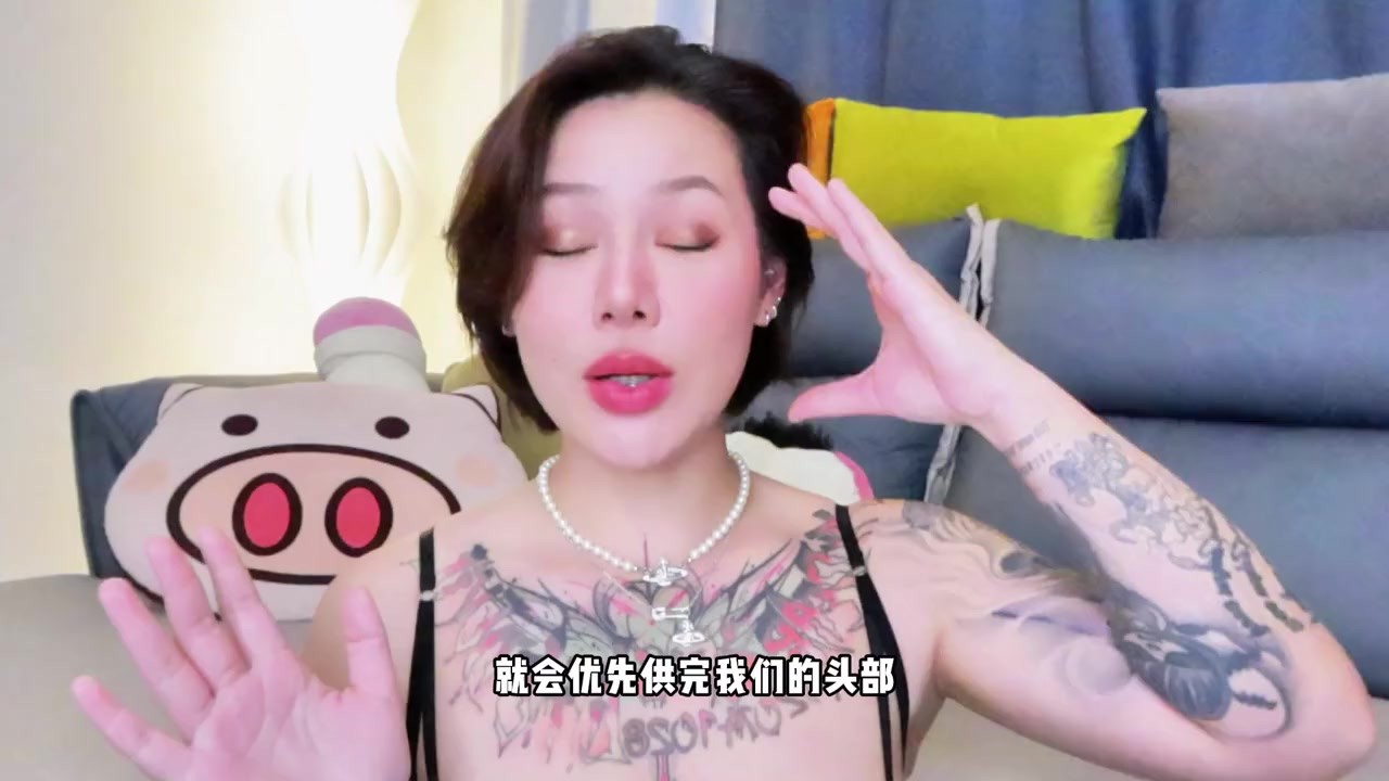 【喷泉乔老师】两性健康：女生在接吻时，是什么感觉？t夹w心 p qz y 1 0 2 4 了解更多