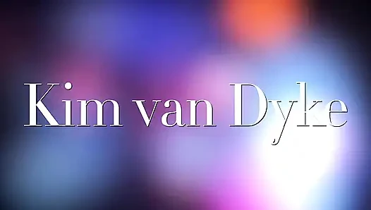 Kim van Dyke:I'm hot curvy Milf
