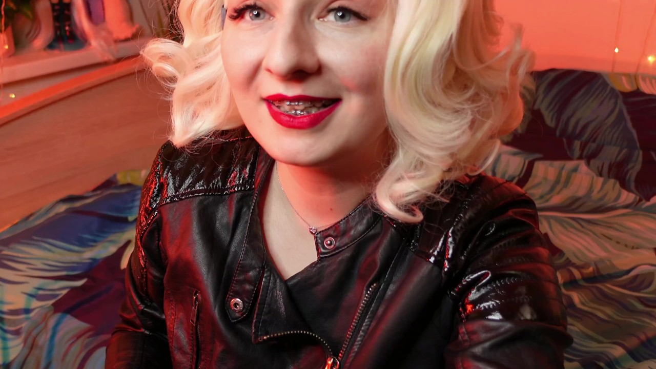 ASMR mukbang FOOD FETISH eating video close up with BRACES
