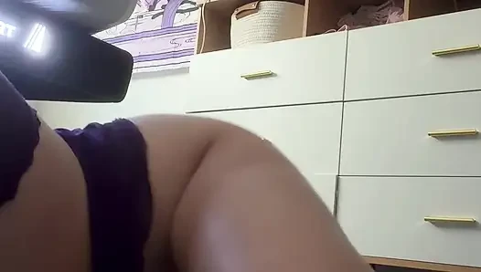 Girl in purple lingerie twerks and plays with herself