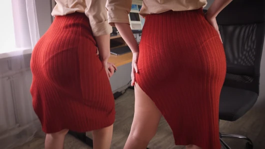 Business Woman Teases VPL In Tight Skirt Full Length
