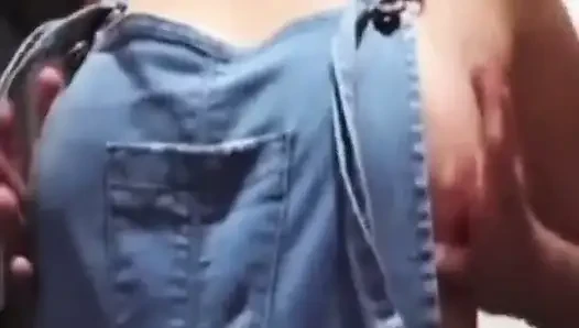 Colombian Woman Masturbates in the Royal Home Bathroom