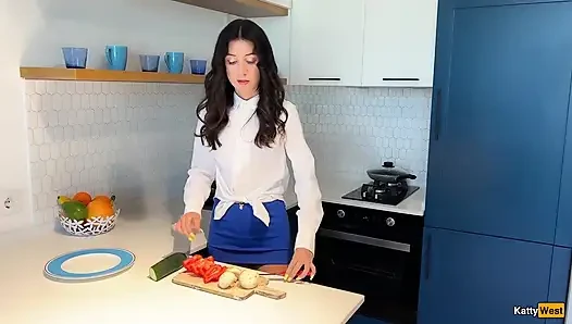 Katty West Teaches Neighbor How to Make Salad but His Cock Gets Hard - Anal Sex