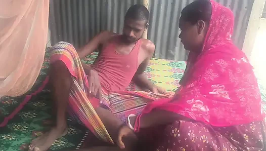 Pados ki bhabhi ko doggy style mein chudai ki