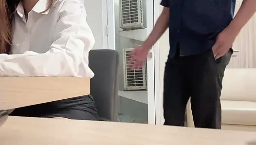Intern Girl Willing to Serve Her Boss to Get Hired