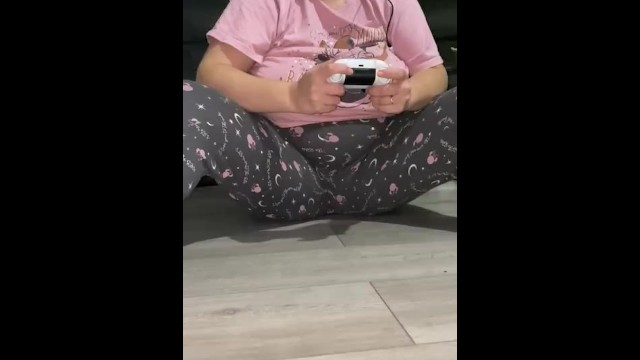 Milf peeing her self when playing on computer