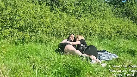 Watching Tom Matty cums over ladies
