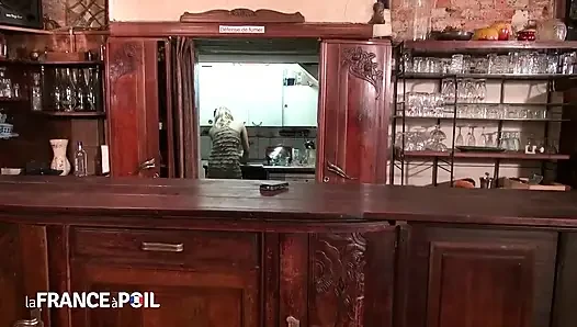Sexy Blonde Pays Repair Man with Pussy