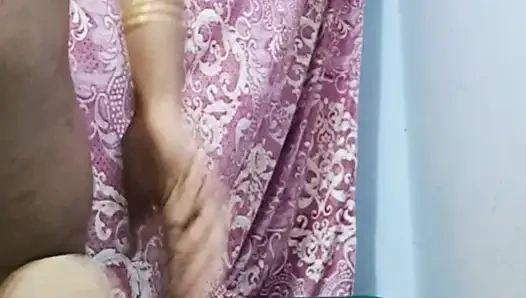 Tamil aunty pussy show in video call