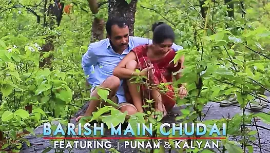 Juicy Indian Bengali Wife Fucked Hard in Rain Outdoor Sex